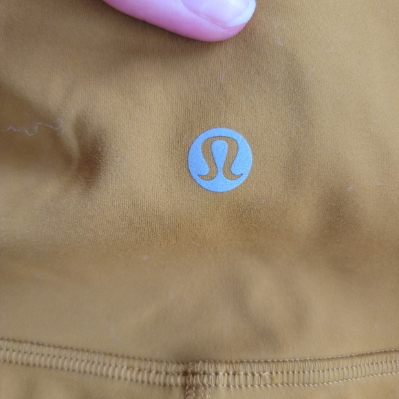 Lululemon Goldspice Wunder Train High-Rise Short 6" - Size 6 - Picture 5 of 5